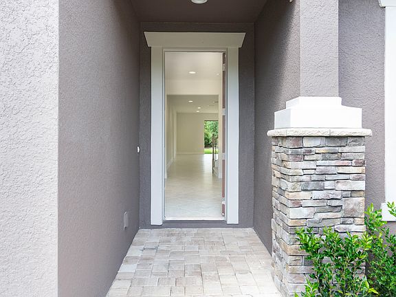 2nd image of 659 Los Alamos St