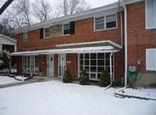 7833 Nordica Ave, Niles, IL 60714