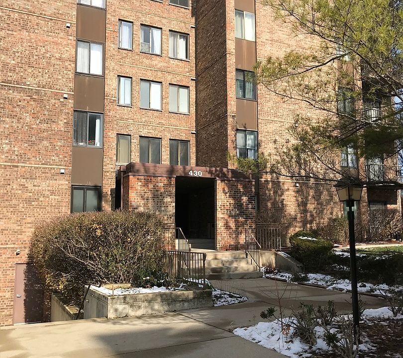 1st image of 430 Walnut Creek Ln Unit 2202