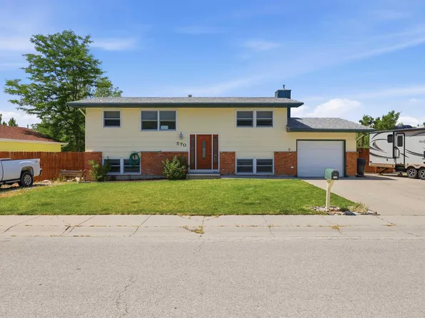 570 S Forest Dr, Casper, WY 82609