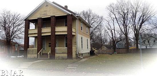 2nd image of 821 W Oakland Ave