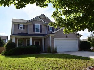 11 Pin Oak Ln, Newnan, GA 30265
