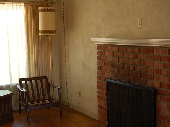 4th image of 1062 Tyler St