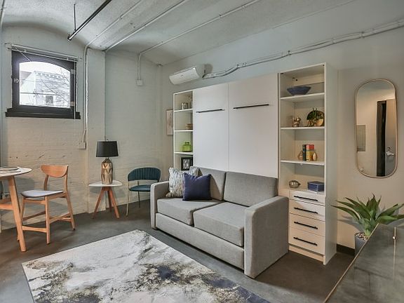 2nd image of 160 Myrtle Ave #627651
