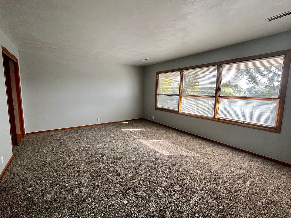 1st image of 1110 N 48th Ave #111031