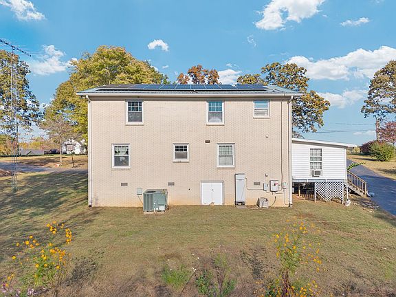 27th image of 5881 Burgess Falls Rd