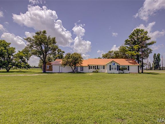 3rd image of 34963 State Highway 25