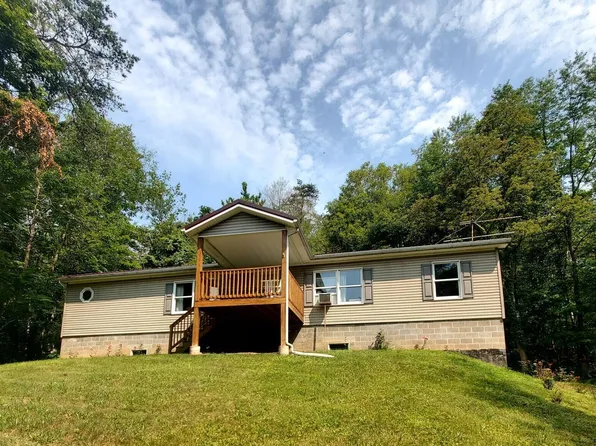 1242 Cement Hollow Rd, Jersey Shore, PA 17740