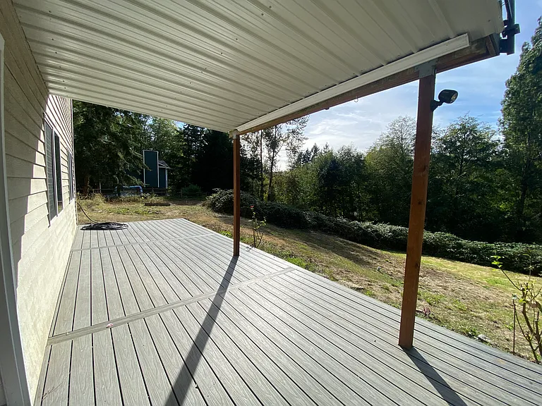 9071 NE Morgan Rd — Photo 2