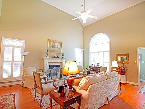 5th image of 8729 Warm Springs Way