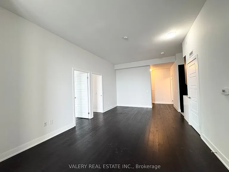 4085 Parkside Village Dr #NLPH1 — Photo 7