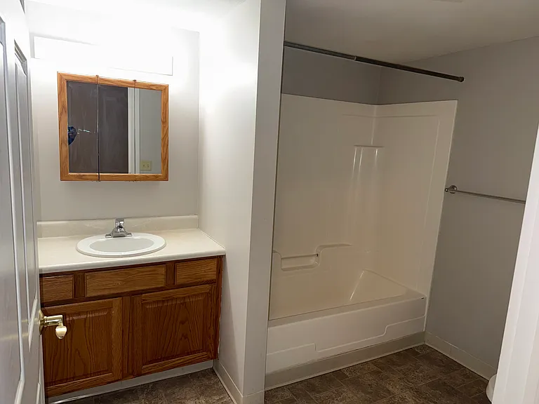 136 E Genesee St #402 — Photo 4