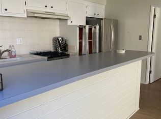 805 Bayview Dr, Manhattan Beach, CA 90266