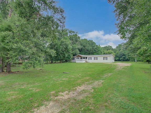 5th image of 272 Lone Pine Dr