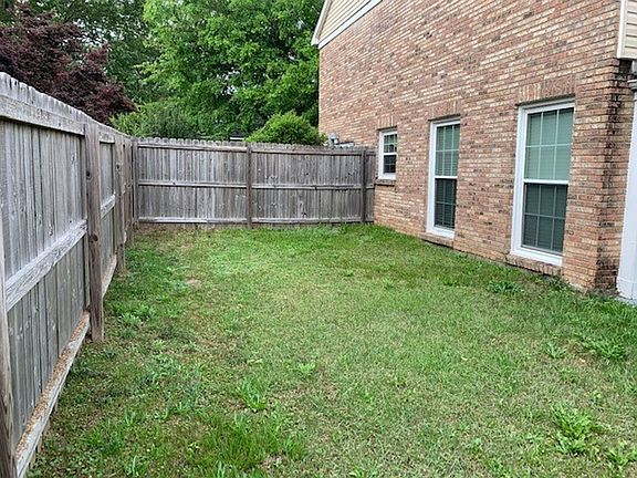 5th image of 6017 Sussex Dr