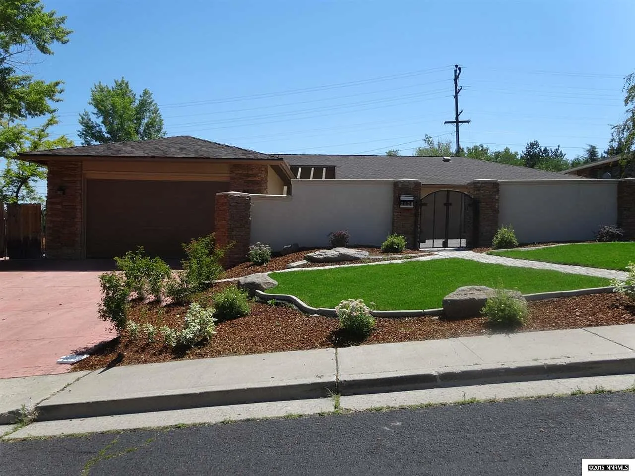 2020 Del Rio Ln photo 1