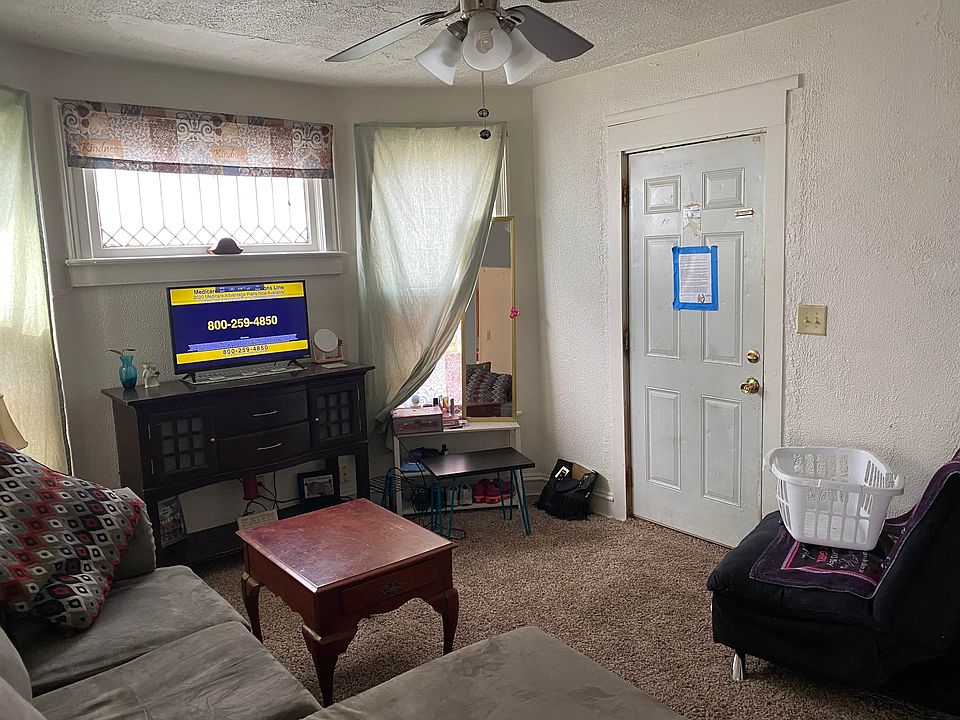 2nd image of 923 Avenue I