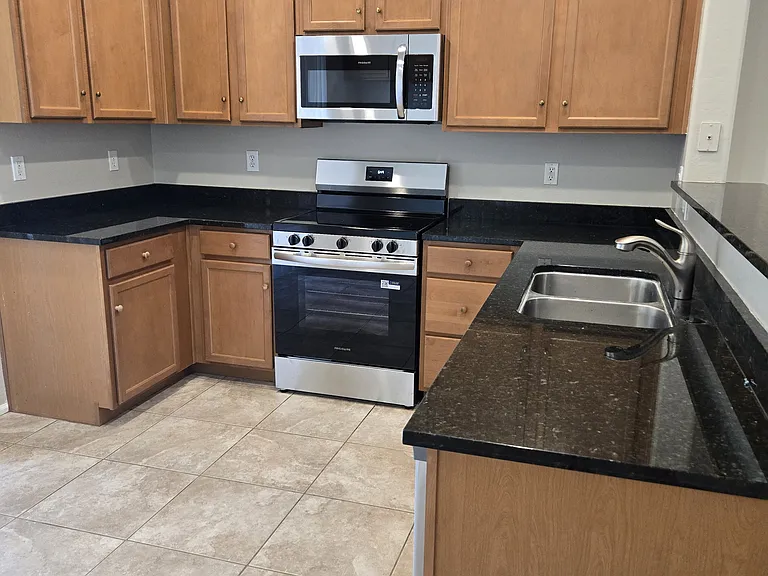 41240 W Capistrano Dr — Photo 5