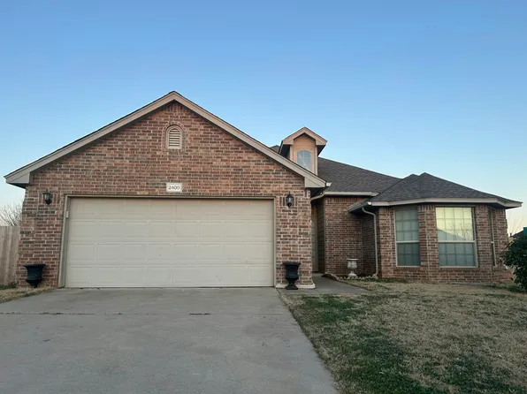 2400 Rookhaven Ln, Yukon, OK 73099