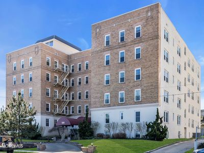 500 Deal Lake Drive #1E, Asbury Park, NJ, 07712