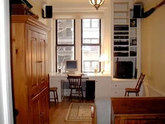 Sold by Douglas Elliman | media 16