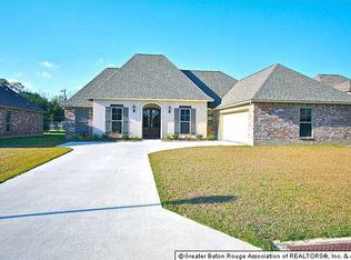 39348 Seaside Ln, Prairieville, LA 70769
