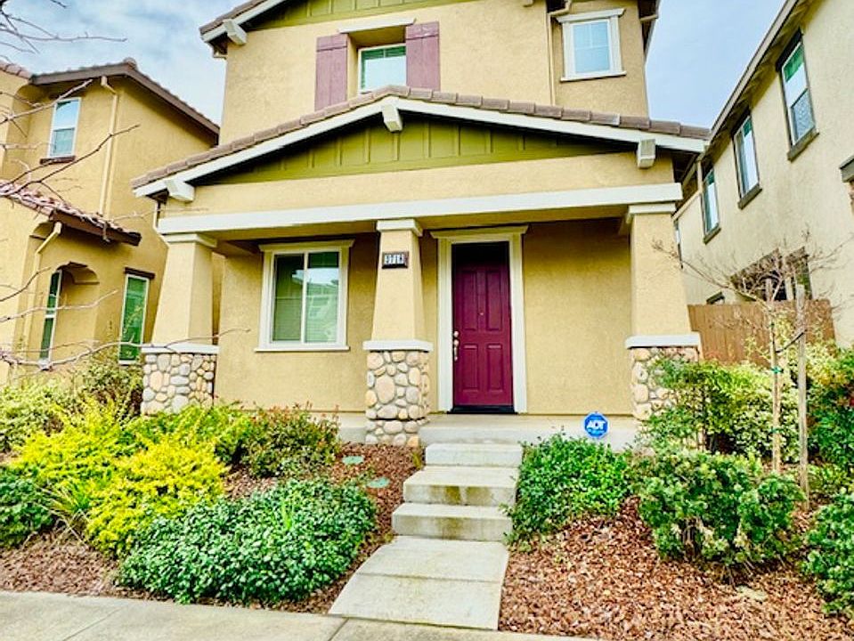 1st image of 3718 Catalan Sea Ave