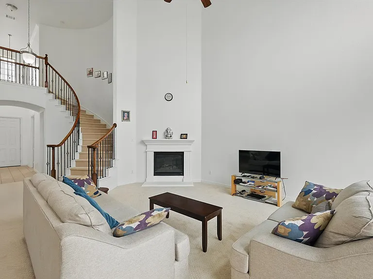 1605 Lisburn Dr — Photo 10