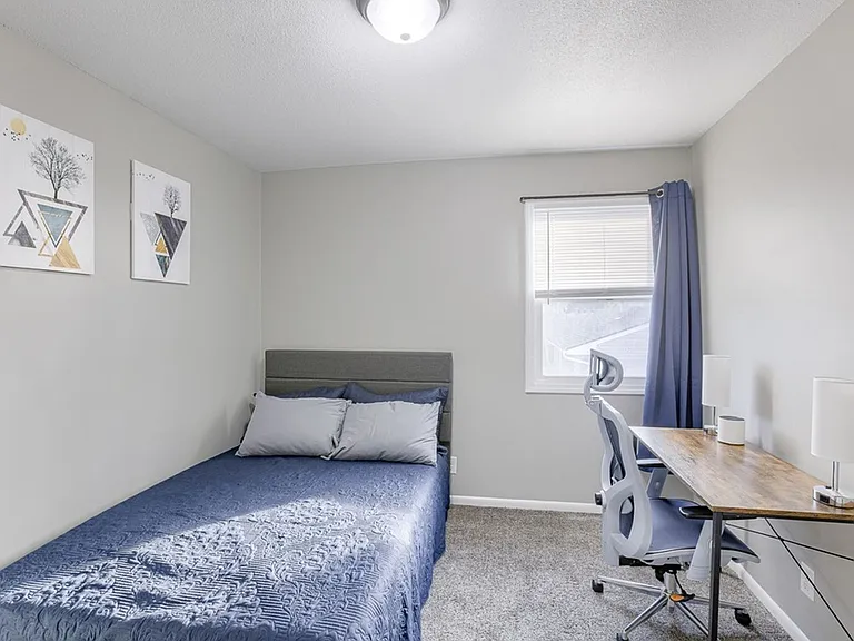 135 E Sheridan St #4 — Photo 21