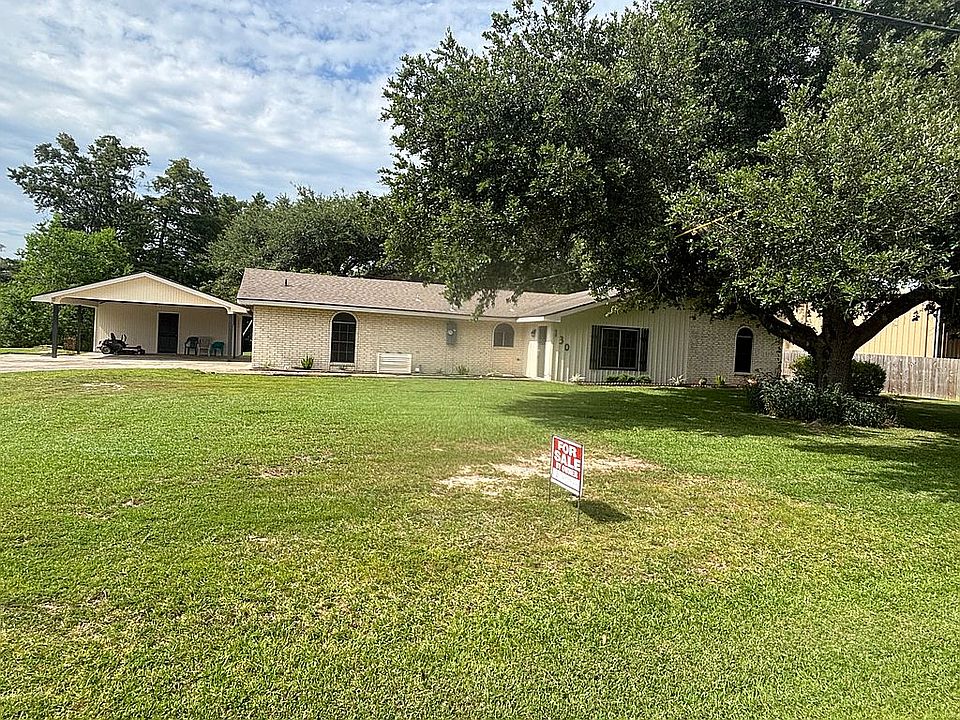 1st image of 130 White Oak Dr