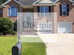 29 Dee Henderson Dr, Richmond Hill, GA 31324