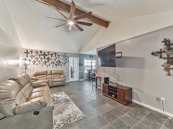 4th image of 1303 Cactus Dr