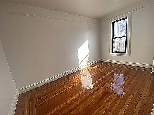 3rd image of 611 Academy St #5C