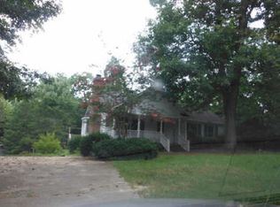 3561 N Way Dr, Zebulon, NC 27597