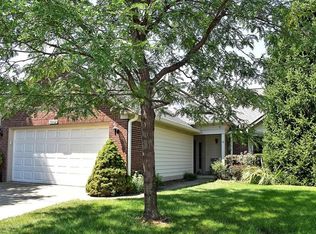 7862 Clearwater Cove Dr, Indianapolis, IN