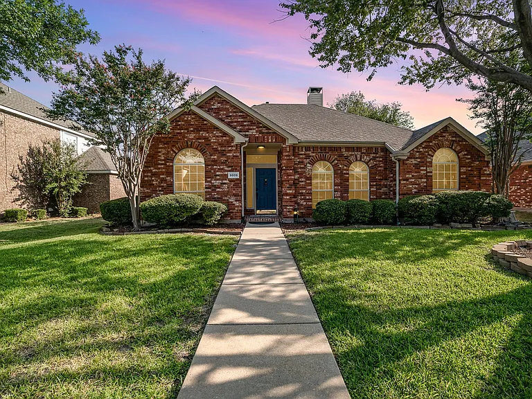 9809 Enmore Ln — Photo 20