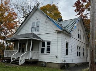 40 Cedar St, Derby, CT 06418