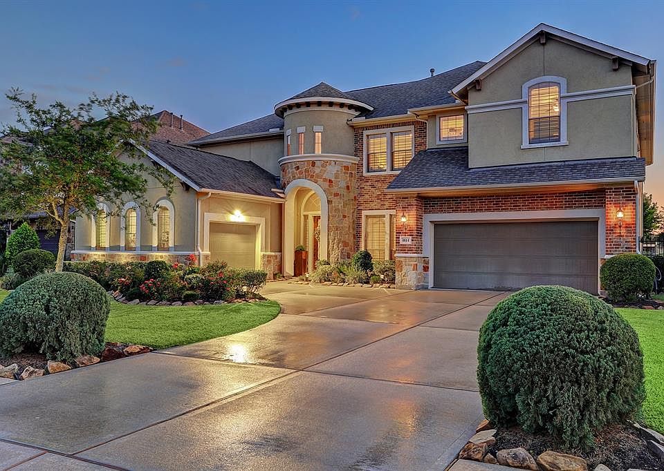 1st image of 4614 La Escalona Dr