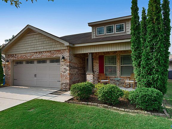 2nd image of 709 Oak Cove Ln NW