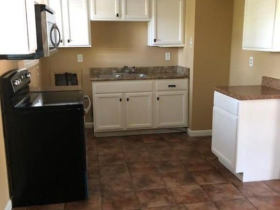 5th image of 8447 Booneville Dr