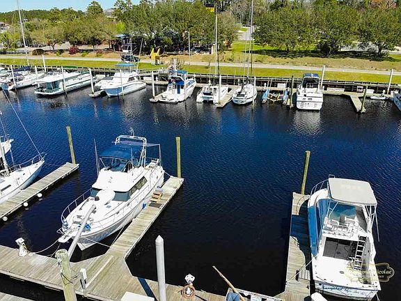 2nd image of 1525 13th Ave. N #B-25 Dock Holidays Marina