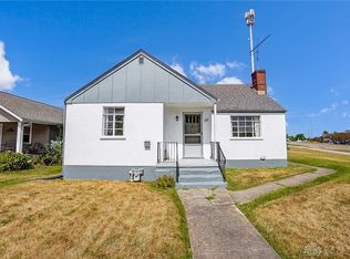 621 E Xenia Dr, Fairborn, OH 45324