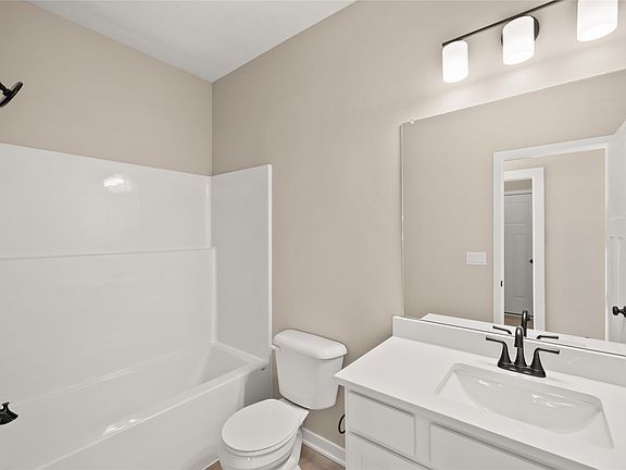 3rd image of 1108 Mulberry Dr NW
