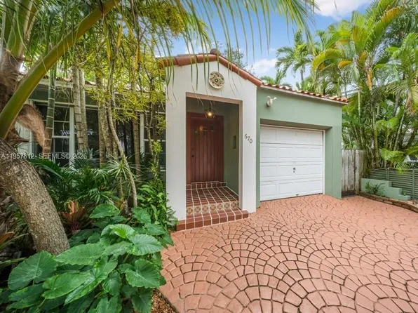 670 NE 56th St, Miami, FL 33137