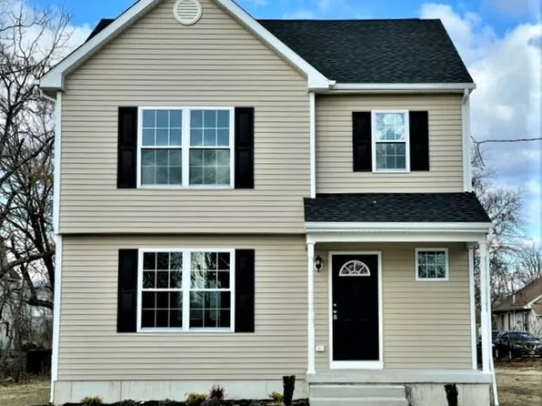 400 8th Ave, Clayton, NJ 08312