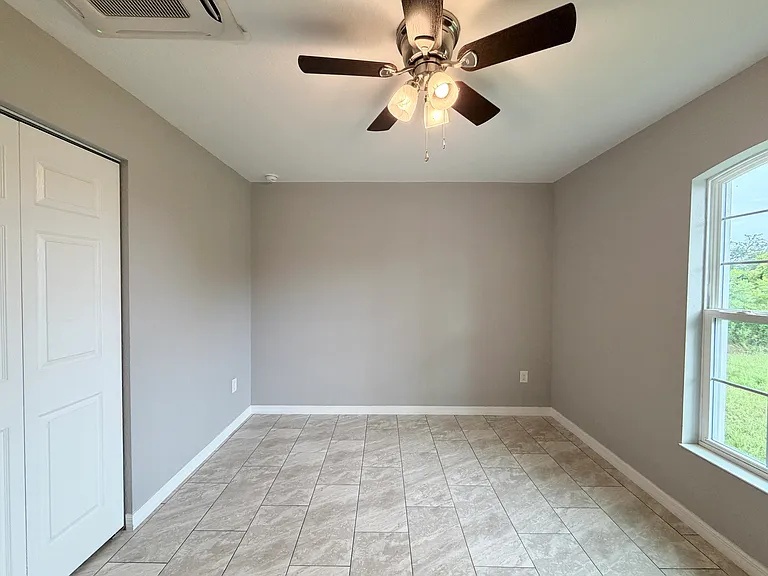 15677 SW 37th Cir — Photo 26
