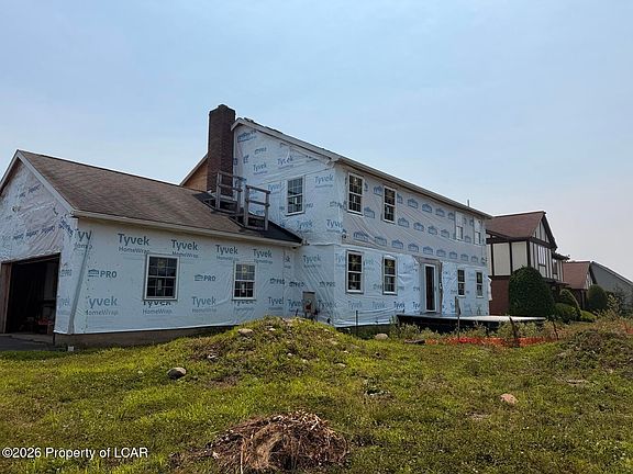 2nd image of 33 S Beech Rd