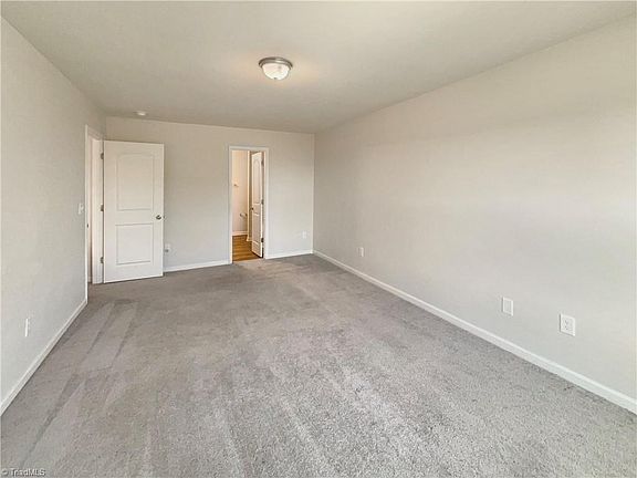 5th image of 1188 Woodsman Dr