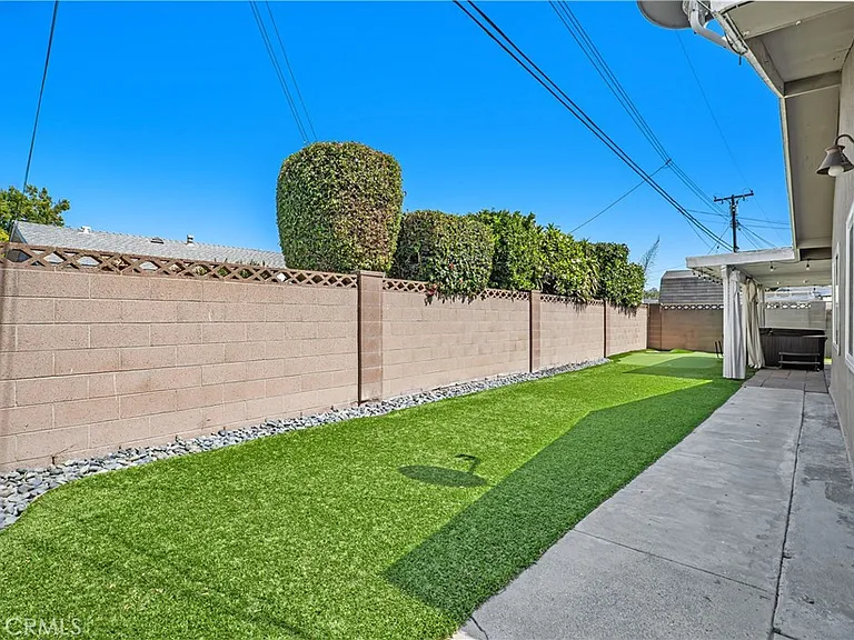 11792 Winton St — Photo 27