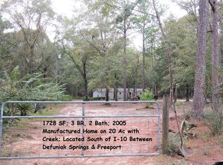 88 Arabian Way, Defuniak Springs, FL 32435